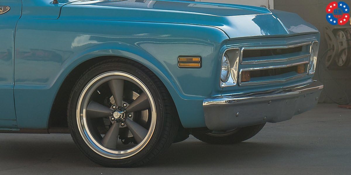 18" Inch US Mags Standard Gunmetal Wheels & Tire Package | Set of 4 | Includes Free Wheel Club LA T-Shirt | Fits Chevy Ford Pontiac Cadillac Buick Dodge BMW