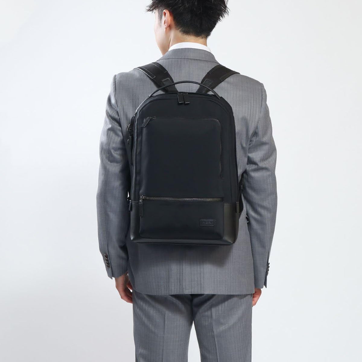 tumi harrison bates review