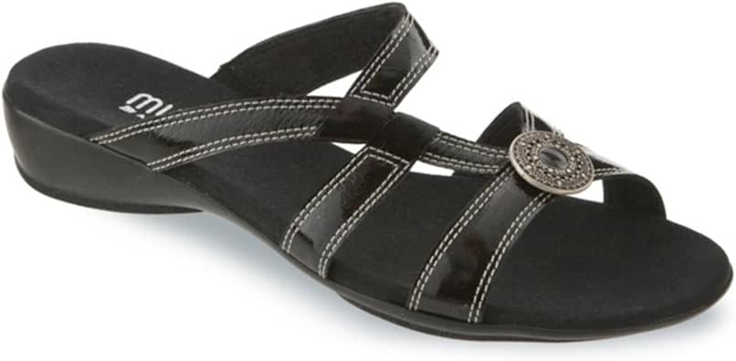 Amazon.com: Munro Women's Chloe Slide Sandals: Shoes