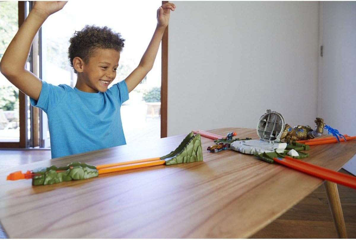 hot wheels thanos showdown