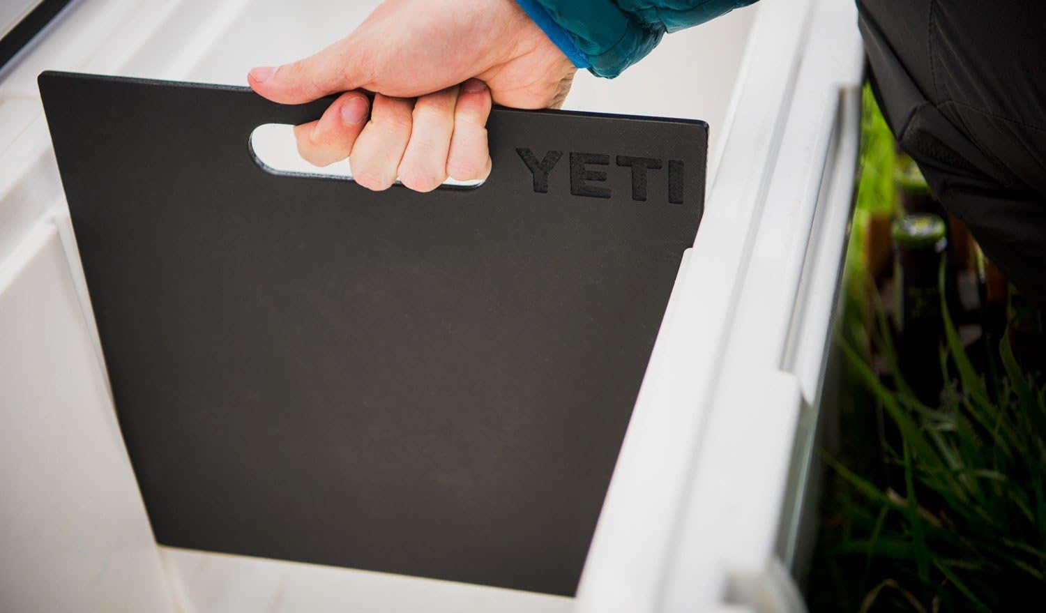 yeti tundra 50 divider