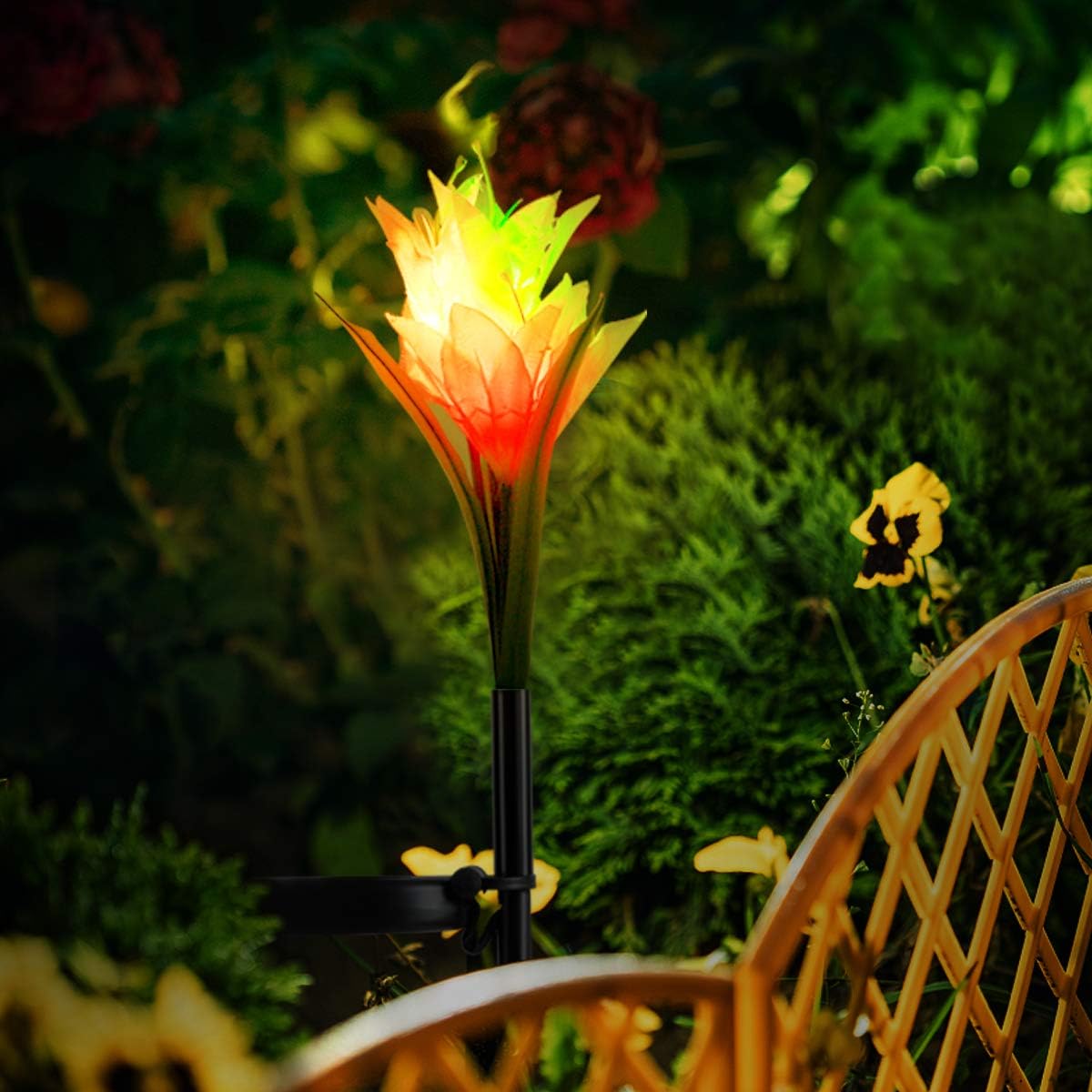 Uonlytech Solar Lily Lights Outdoor Solar Garden Lights 4 LED Lily Shape Night Lights for Outdoor Garden Yard Landscape Lawn Home Decor - Image 4