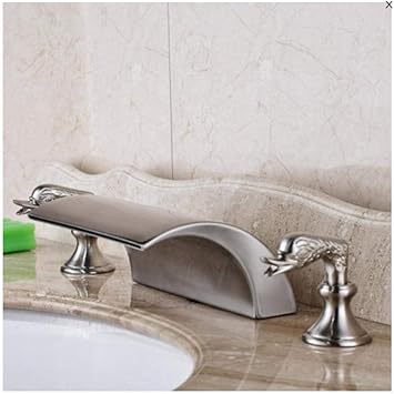 Lujo Níquel cepillado Lavabo Grifo Cascada Grifos de mezclador montados