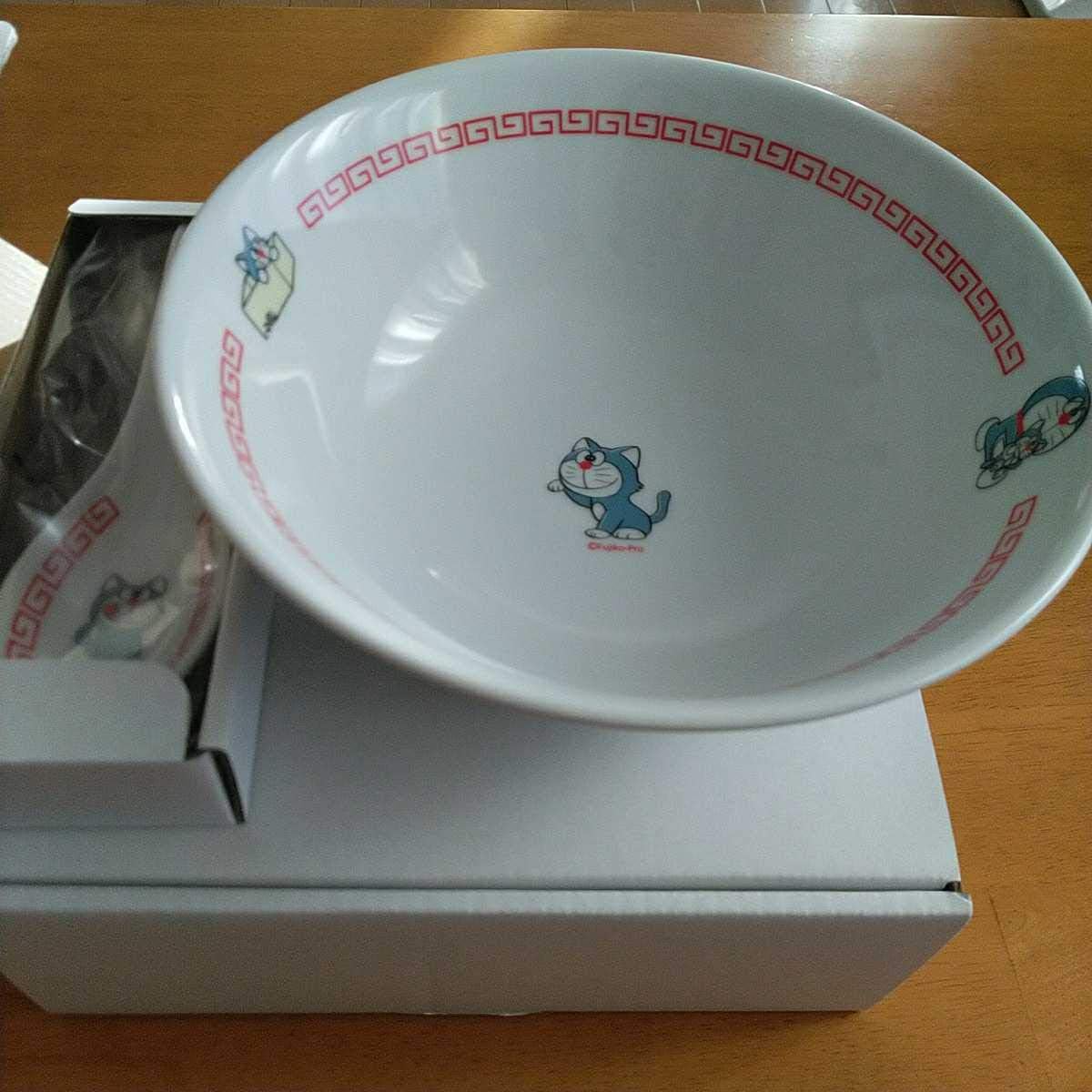 Amazon Co Jp ドラえもん 未来デパート カムカムキャットフードを食べた猫シリーズ ラーメンどんぶり レンゲセット 日本製 ホビー