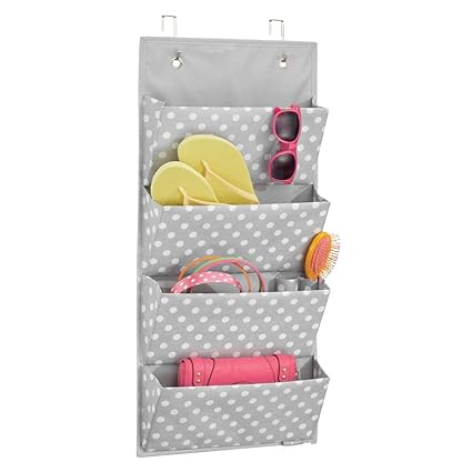 mDesign Hängeaufbewahrung mit 4 Taschen – Schlafzimmer Aufbewahrung für Schuhe, Accessoires und Kleidung – Taschengarderobe z