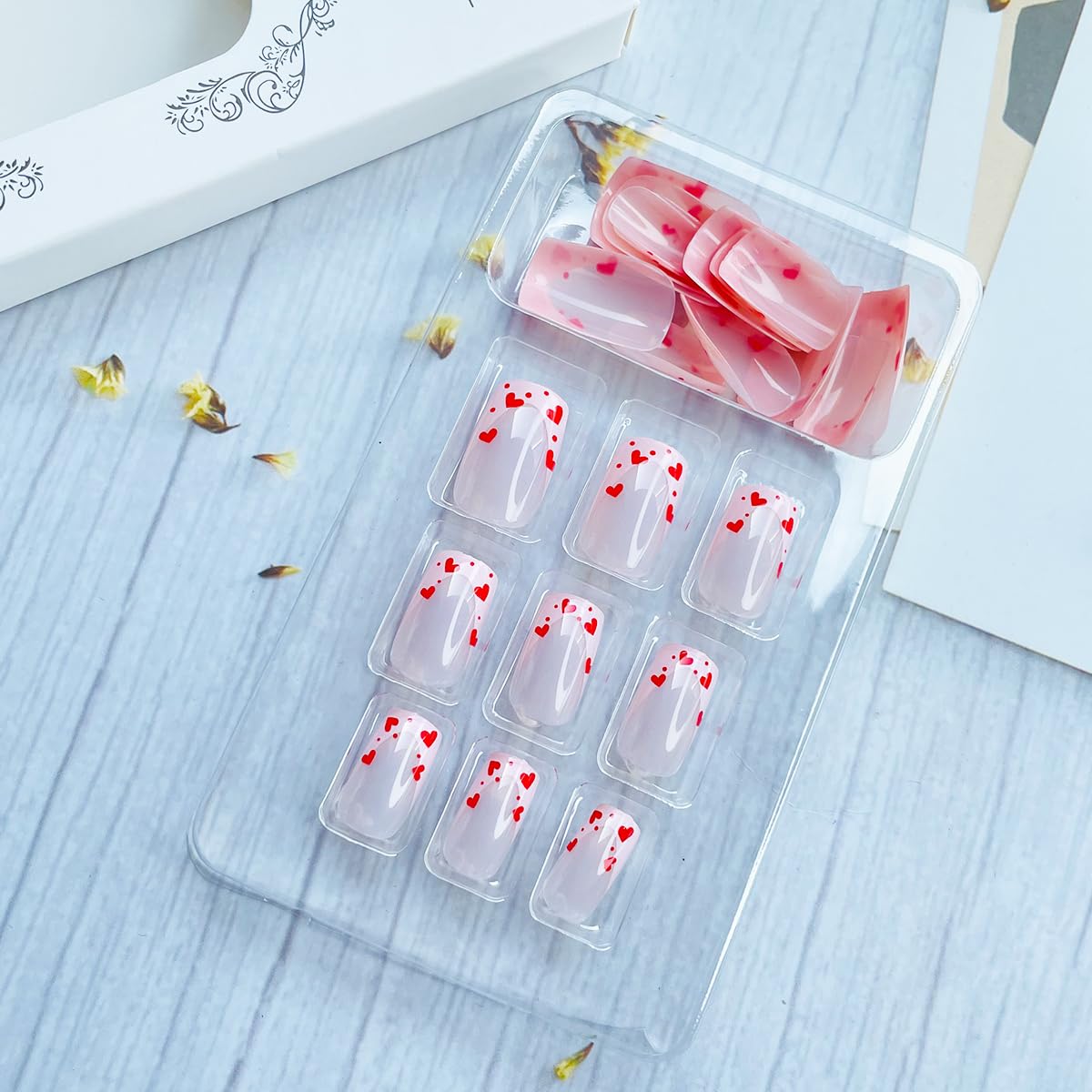 24Pcs Valentine's Day French Tip Press on Nails Short Square NEWSPIED Heart Fake Nails Pink Nail Tips Glue on Nails Glossy Designs Valentines False Nails for Women Acrylic Manicure Decorations Tips - Image 5