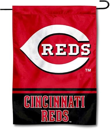 Amazon Com Cincinnati Reds Double Sided Garden Flag Garden Outdoor