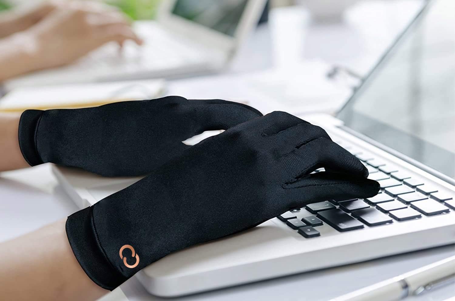 Copper Compression Full Finger Arthritis Gloves. Highest Copper Content Guaranteed. Copper Provides Added Protection. Best Copper Infused Glove for Carpal Tunnel, Typing, Fit for Men & Women (Medium): Health & Personal Care