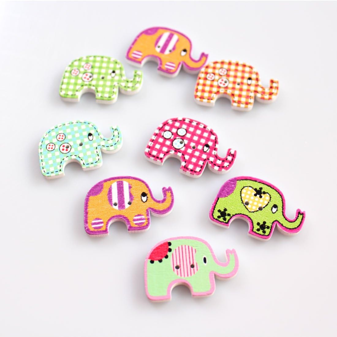50 Pcs Cute Elephant Shape Wood Painting Sewing Buttons 2 holes 28 mm