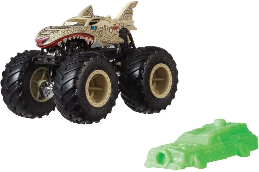 Hot Wheels Monster Trucks Leopard Shark Creature Vehicle - Connect and Crash Car Included 40/50 1:64 - Sand Colored Shark Shape Car with Giant Wheels