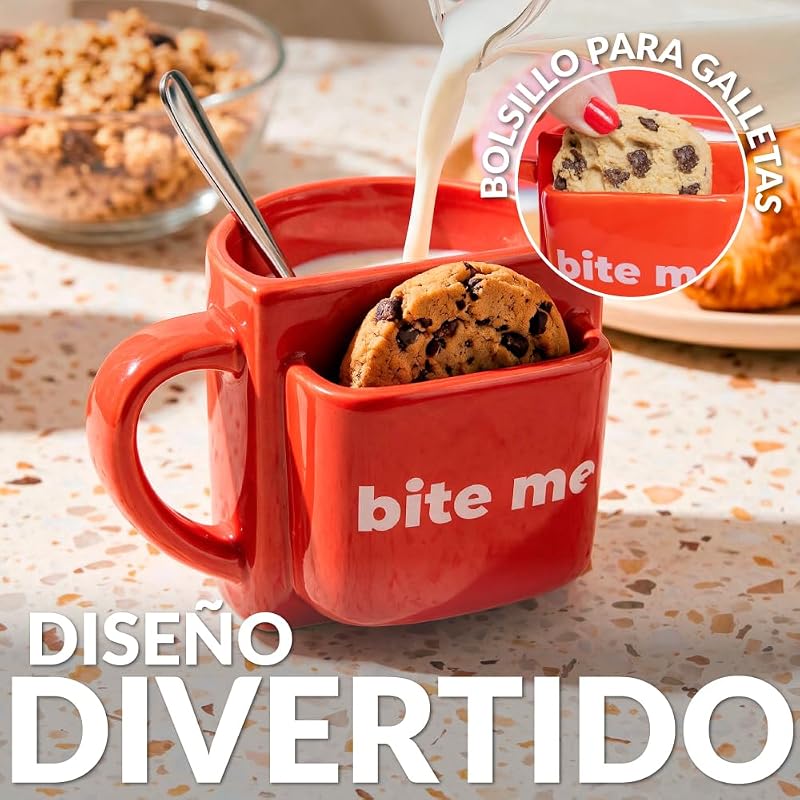 – Taza original para regalar “Bite me”. Taza de té roja con bolsillo para galletas. Mug para desayuno divertido. Copa de desayuno moderna. 316 ml de capacidad