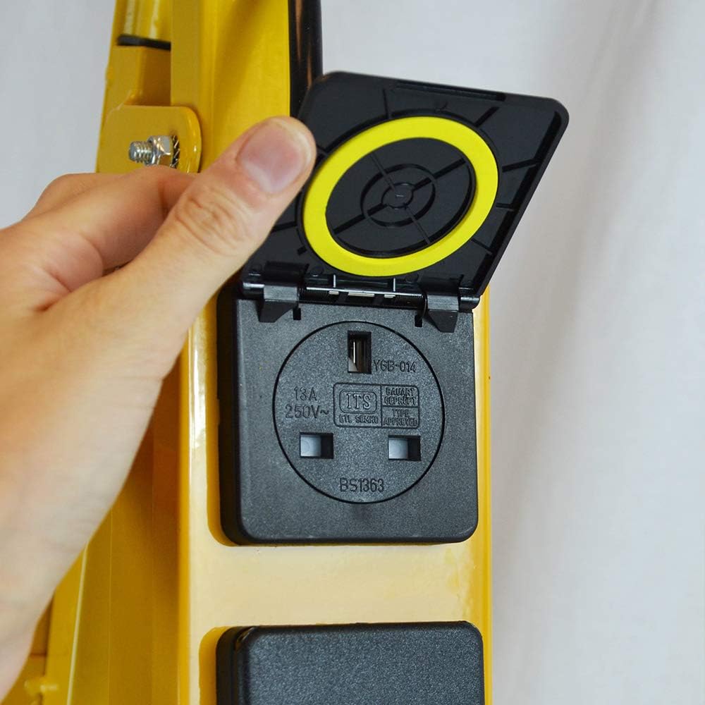 Faithfull FPPSLFW30W LED Plasterers Folding Light Mains Powered Linkable 2600 Lm 240V 3M Cable, Yellow - Image 3