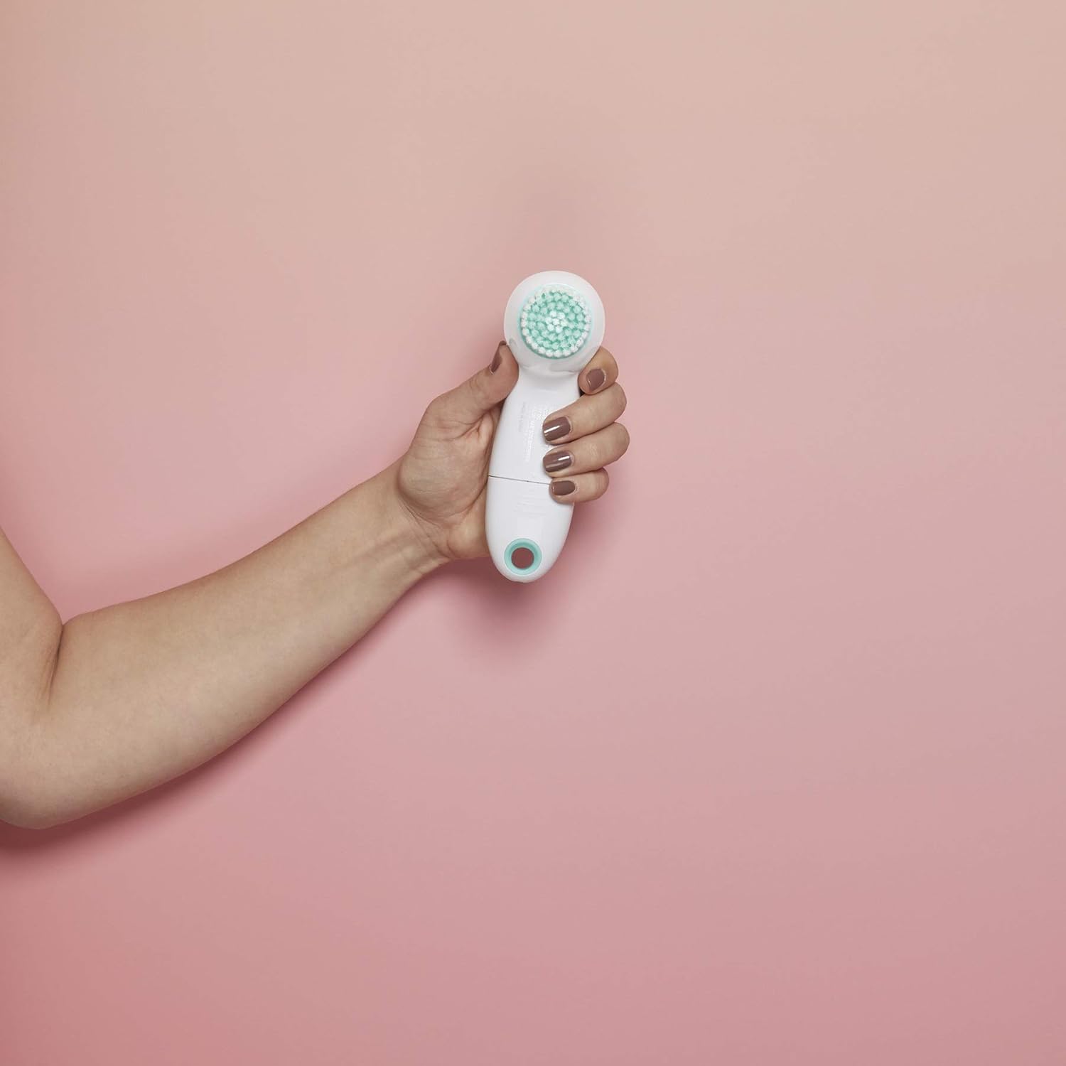 True Glow by Conair Battery Operated Sonic Facial Cleansing Brush, White: Beauty