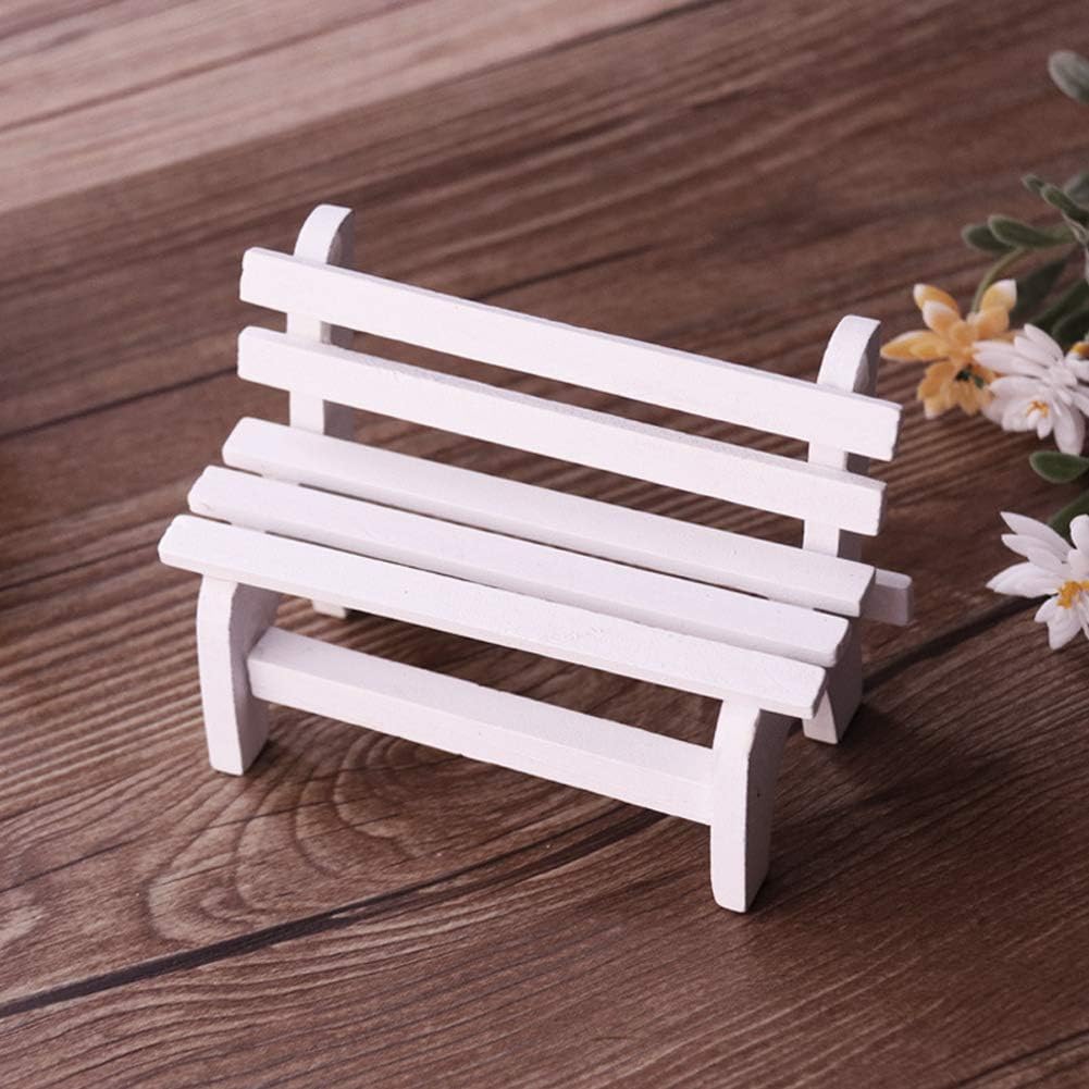 Vientiane Miniature Garden Bench, Miniature Garden Patio Furniture Wood Park Chairs Micro Landscape Decoration for DIY Decorative Embellishments, Photography Props (10.5 x 5 x 7 cm)