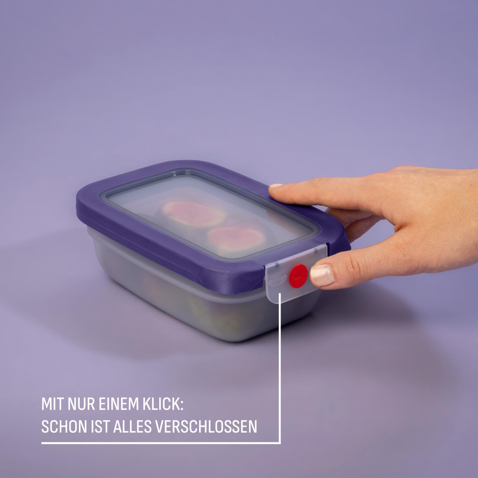 EMSA oneClick Frischhaltedose, verschlossen mit nur 1 x Klick, Lebensmittel 2 x länger frisch, 100% dicht, Made in Germany, 0,5L, gefrier-, mikrowellen- und spülmaschinengeeignet, violett, N1210300 2