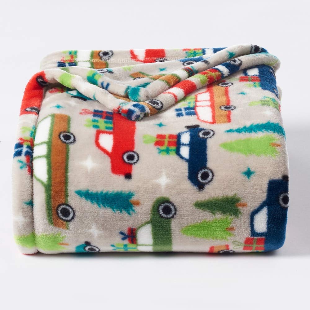 5ft x 6ft Super Soft and Cozy MicroFleece Blanket for Couch or Bedroom