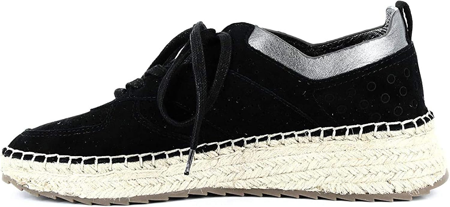 marc fisher tennis shoes