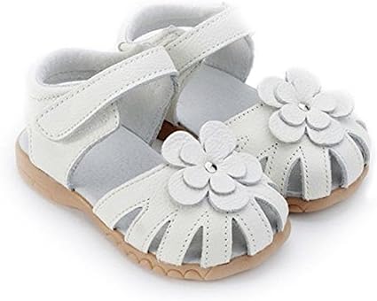 Amazon Co Jp Newstory お花 モチーフ で デザイン も 質感 も 素敵 な 女の子 ベビー サンダル ベビーシューズ ベビーサンダル ホワイト 13 5 22 ベビー マタニティ