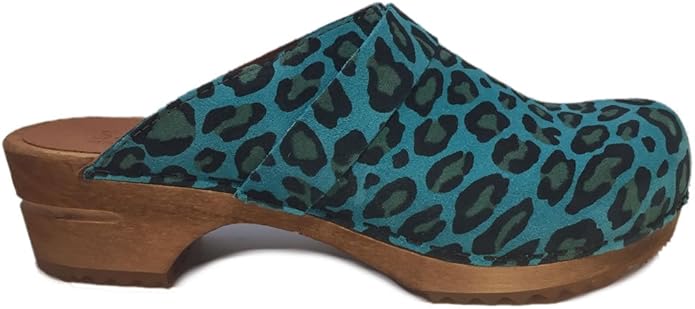 sanita clogs leopard print