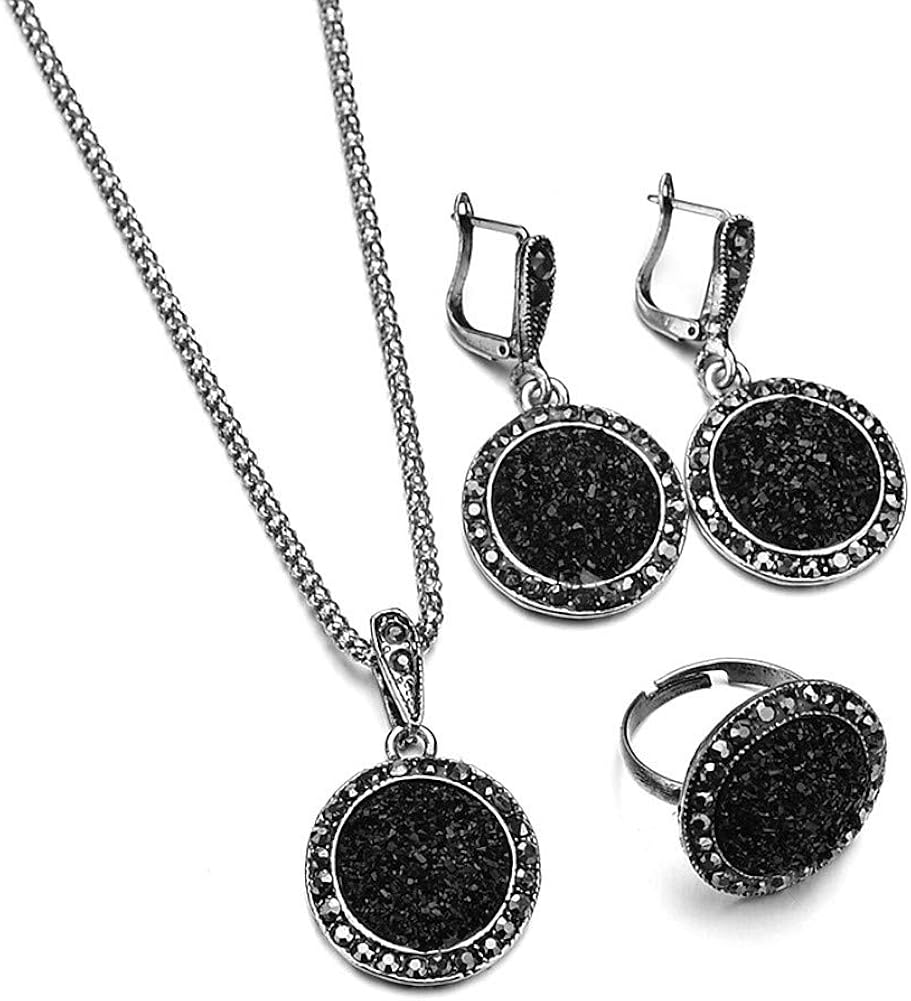PLUS PO Black Necklace Pendant Necklace Necklace for Wife Retro
