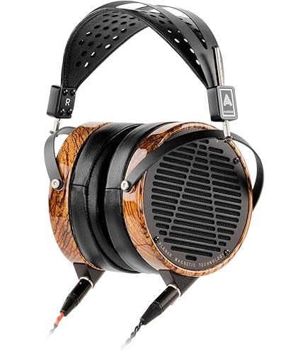 Audeze LCD-3 おまけ&専用ケース付き Amazon.com: Audeze LCD-3 Planar Magnetic Over-Ear Headphones