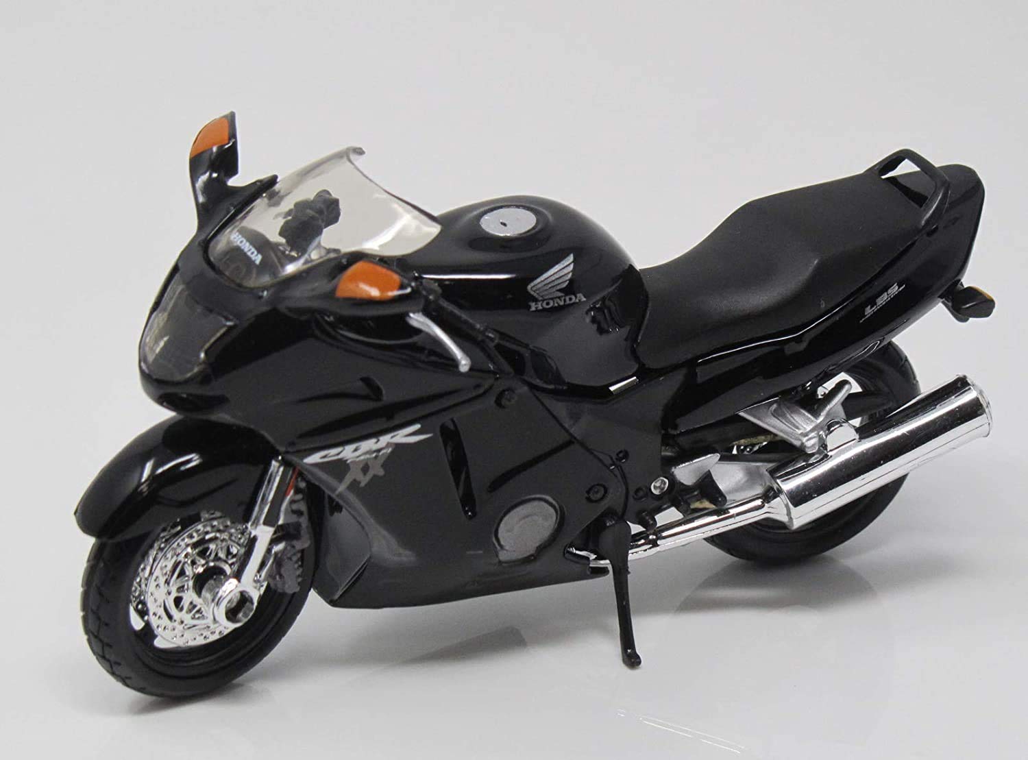 Maisto Hon-da CBR 1100XX Black 1:18 Ready-Made Model