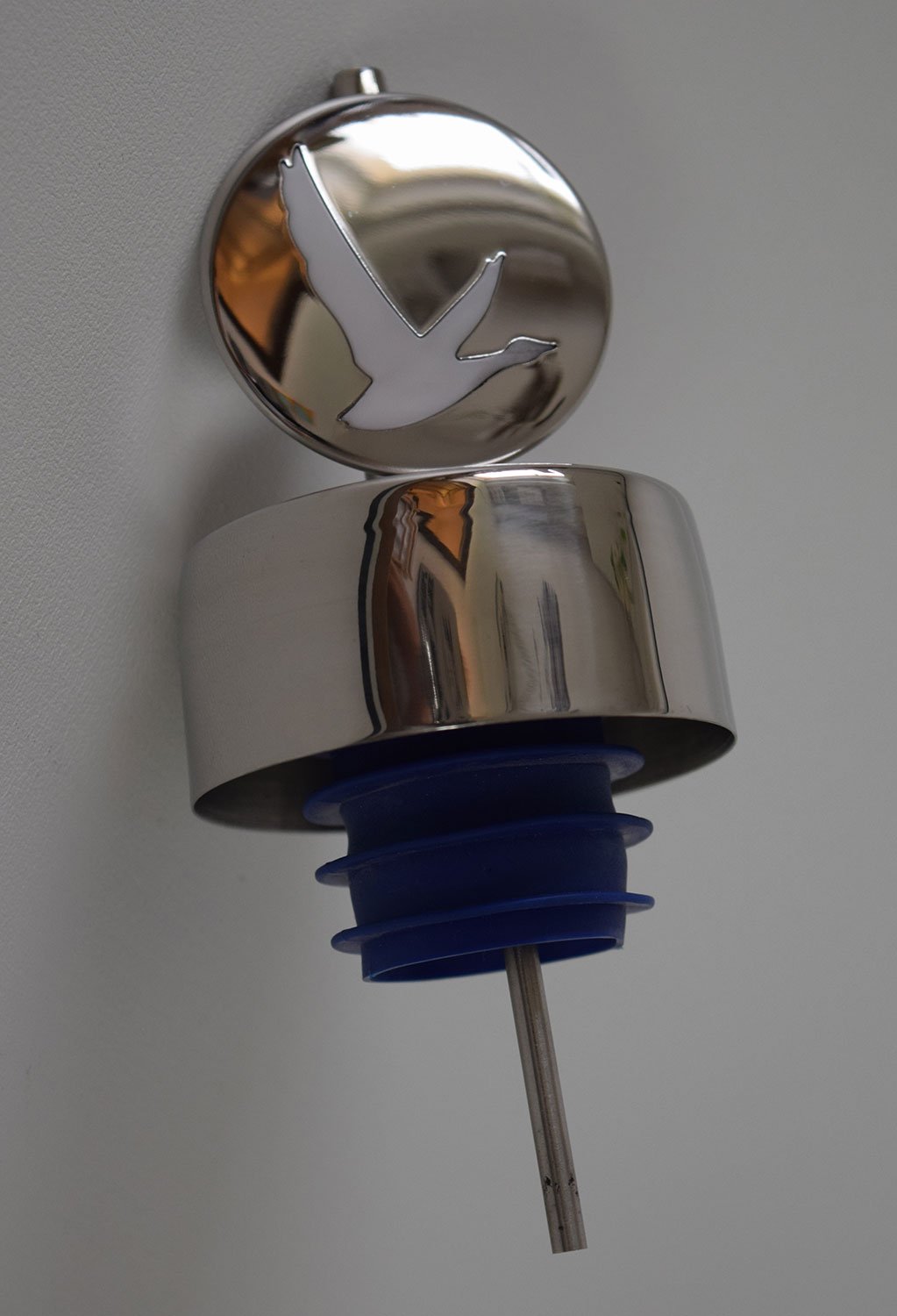  Grey Goose bottle pourer for 6 litre bottles. Amazon.co.uk Kitchen