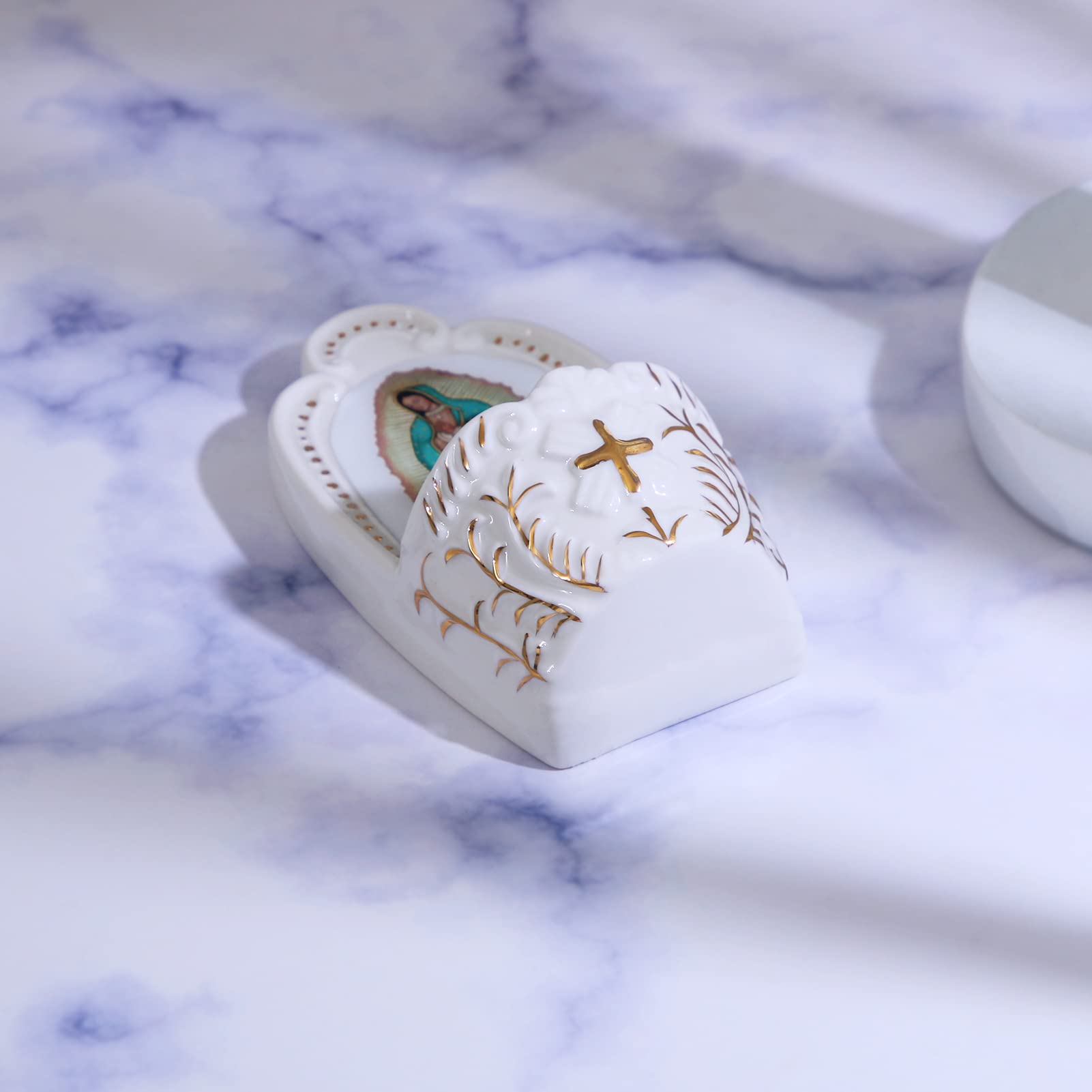 KOMI Porcelain Catholic Holy Water Font Our Lady of Guadalupe Holy Water Font for Entrance of Home Church Wall Hanging Decor Gift for First Communion Confirmation Housewarming Catholic Christmas Gifts