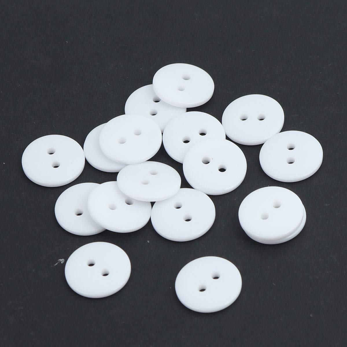 200 x White Plain Round 2 Hole Sewing 15mm Buttons. for Cardmaking, Scrapbooking, Clothes Knitting