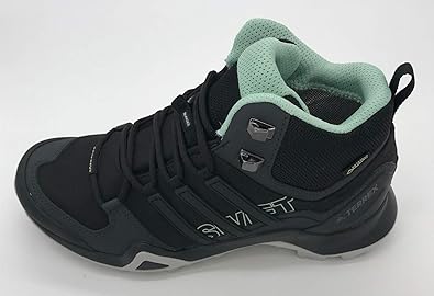 bota feminina adidas