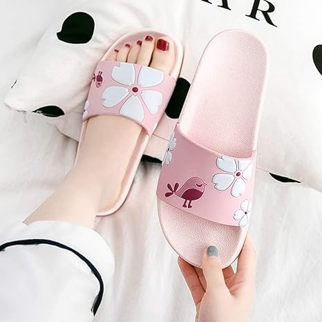 Amazon Co Jp トイレスリッパ バススリッパ 可愛い カップル 恋人 レディース メンズ 室内履き 滑り止め キッズ 子供用 親子 ピンク ブルー イエロー グリーン ルームシューズ ルームシューズ シャワー ホーム キッチン