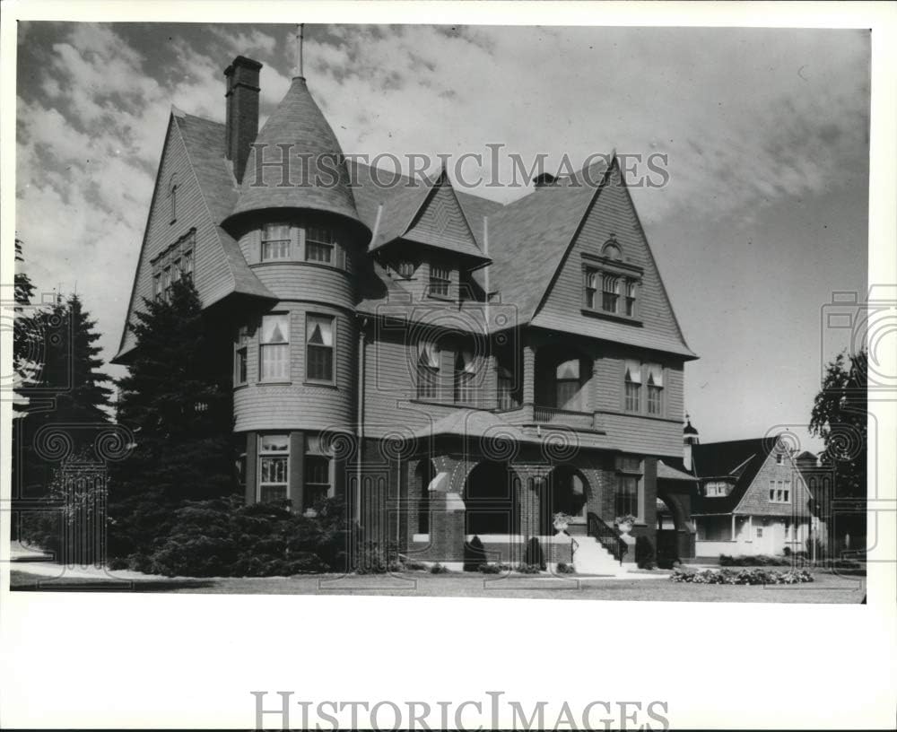 The 4 Best Wisconsin Art Museum West Bend
