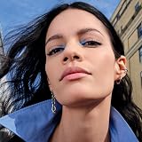 Maybelline SuperStay 24H Hybrid Powder Foundation Medium Full Coverage Transfer view 9