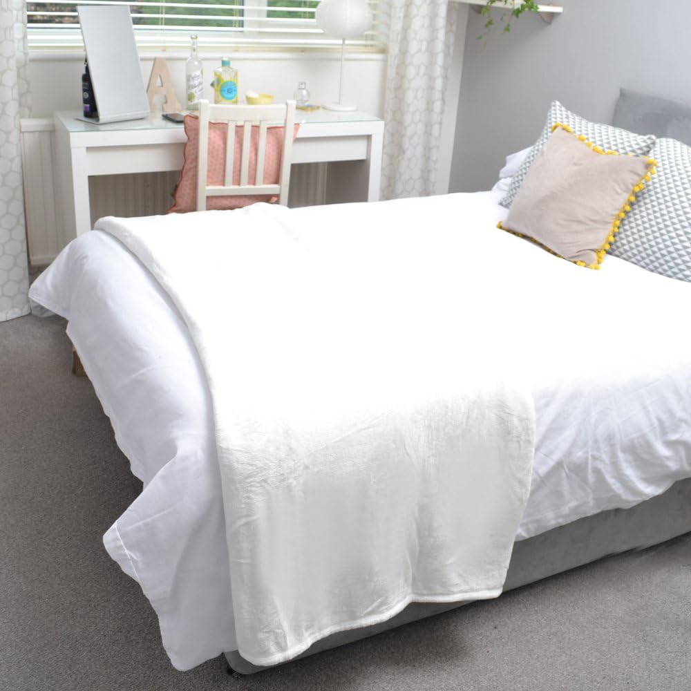 Pilot Imports 200 x 240 cm ExtraLarge Mink Faux Fur Throw/Blanket