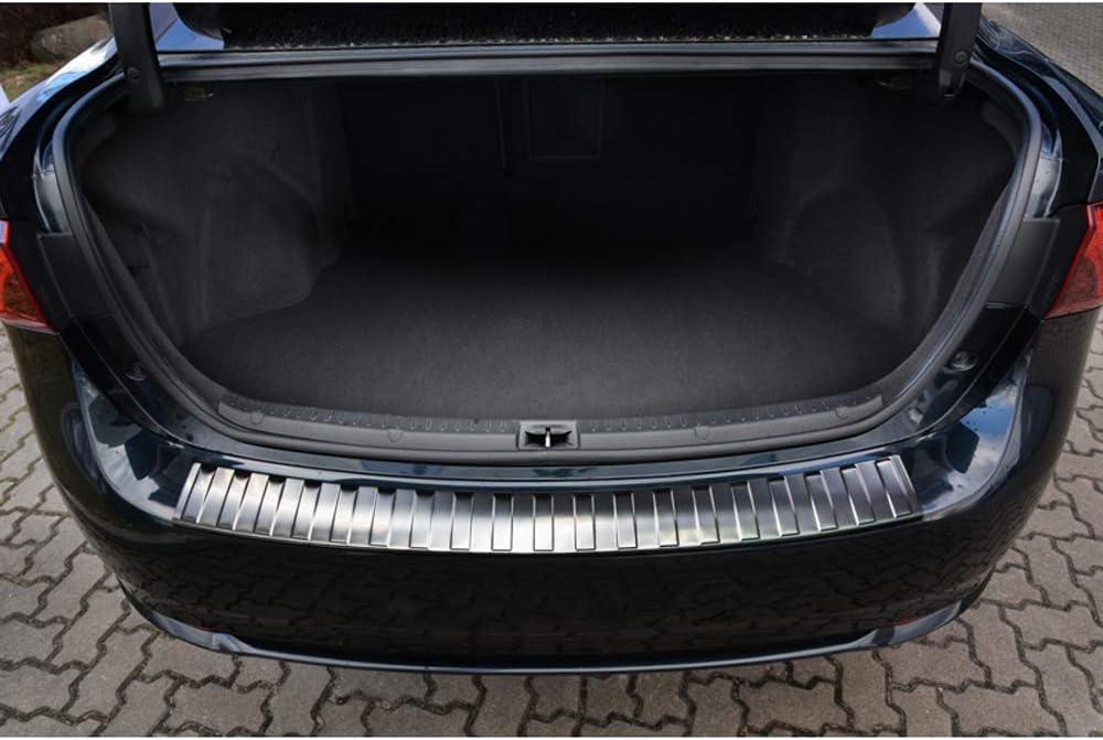 Avisa Black Mirror Stainless Steel Rear bumper protector compatible with Mercedes E-Class W212 Kombi 2013-2016 'Ribs'