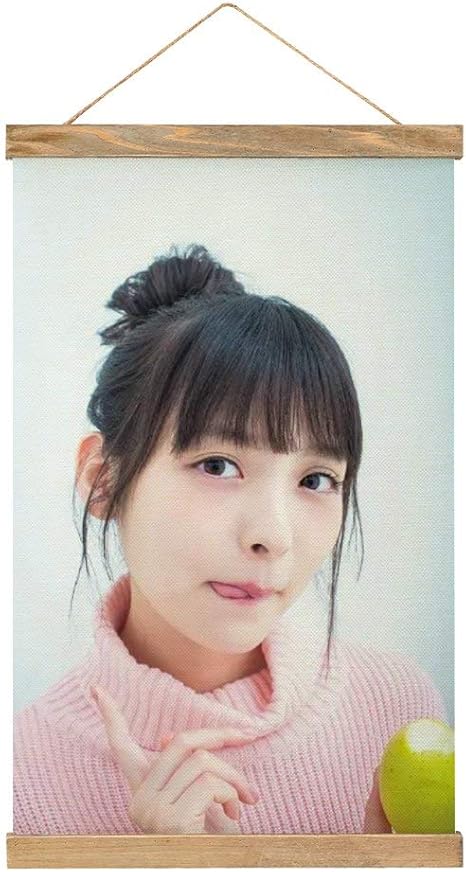 Amazon 現代絵画キャンバス絵画 上坂すみれ ポスター壁アート画像リビングルームベッドルーム現代家の装飾木製フレーム34 52cm ウォールステッカー オンライン通販