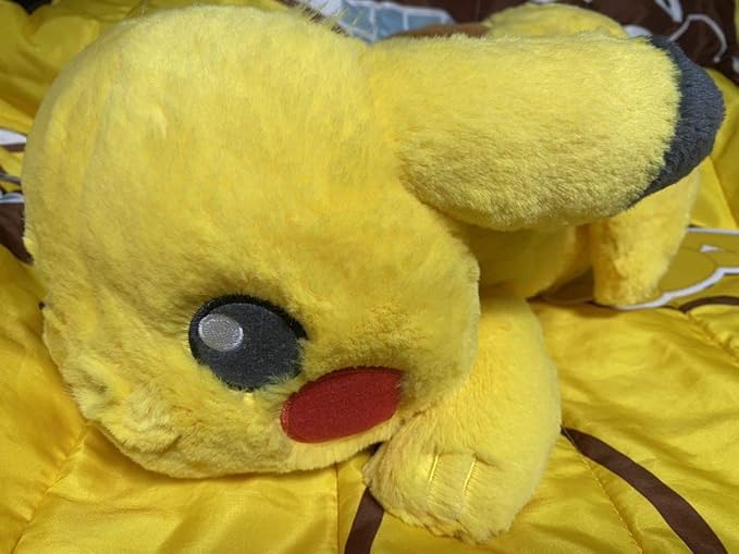 Amazon ポケットモンスター ふわふわ抱きぬいぐるみ ピカチュウ ポケモンセンター限定 ぬいぐるみ ホビー