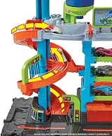 Hot Wheels City Mega Car Wash Playset with Color Shifters Car view 3