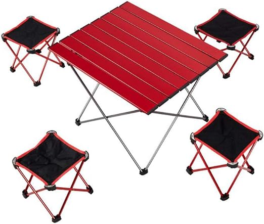 beach table and chairs