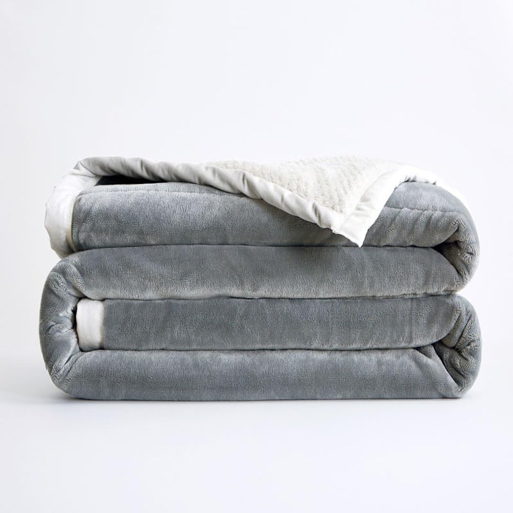 Double Layer Luxury Fleece Super Soft Blanket All Seasons Home Warm Fur Cozy Comforter for Sofa or Couch 150x200CM (Grey)