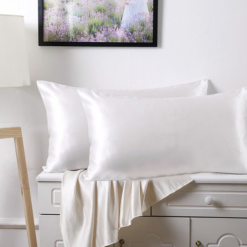 FabricMCC Silk Pillowcase, Hypoallergenic Queen Size Pillow Case with Zipper, Satin Pillowcases for Curly Hair & Dry Skin, Set of 2 (white)