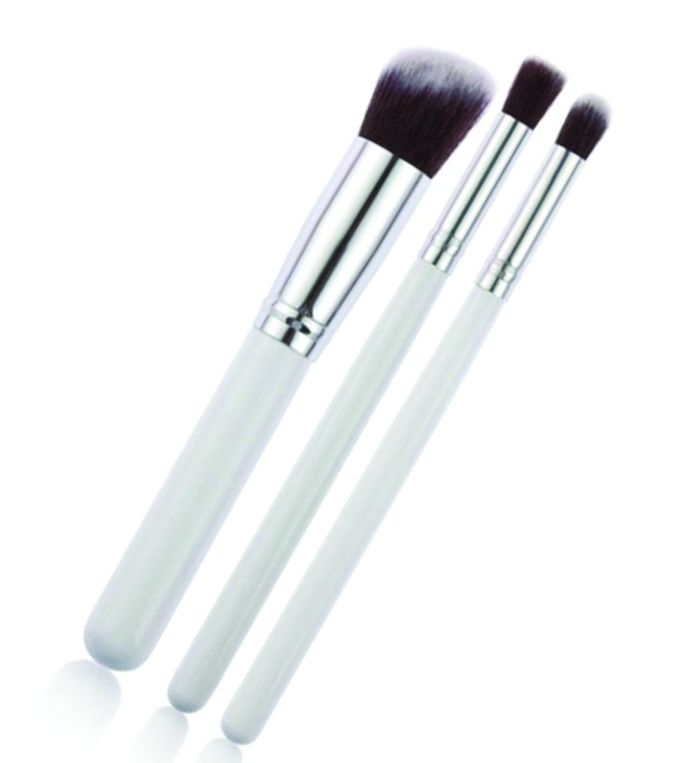 PARENCE. - Set of 3 make-up brushes including 1 round tip angled type foundation brush and 2 flat brushes for eyes and face