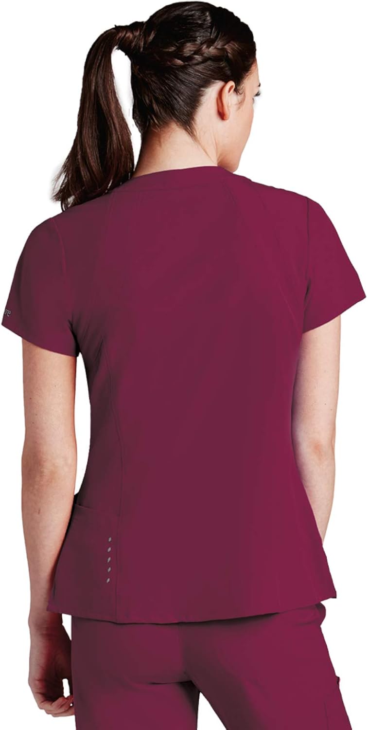 BARCO ONE 4-Pocket V-Neck Top for Women– 4-Way Stretch Medical Scrub Top: Clothing