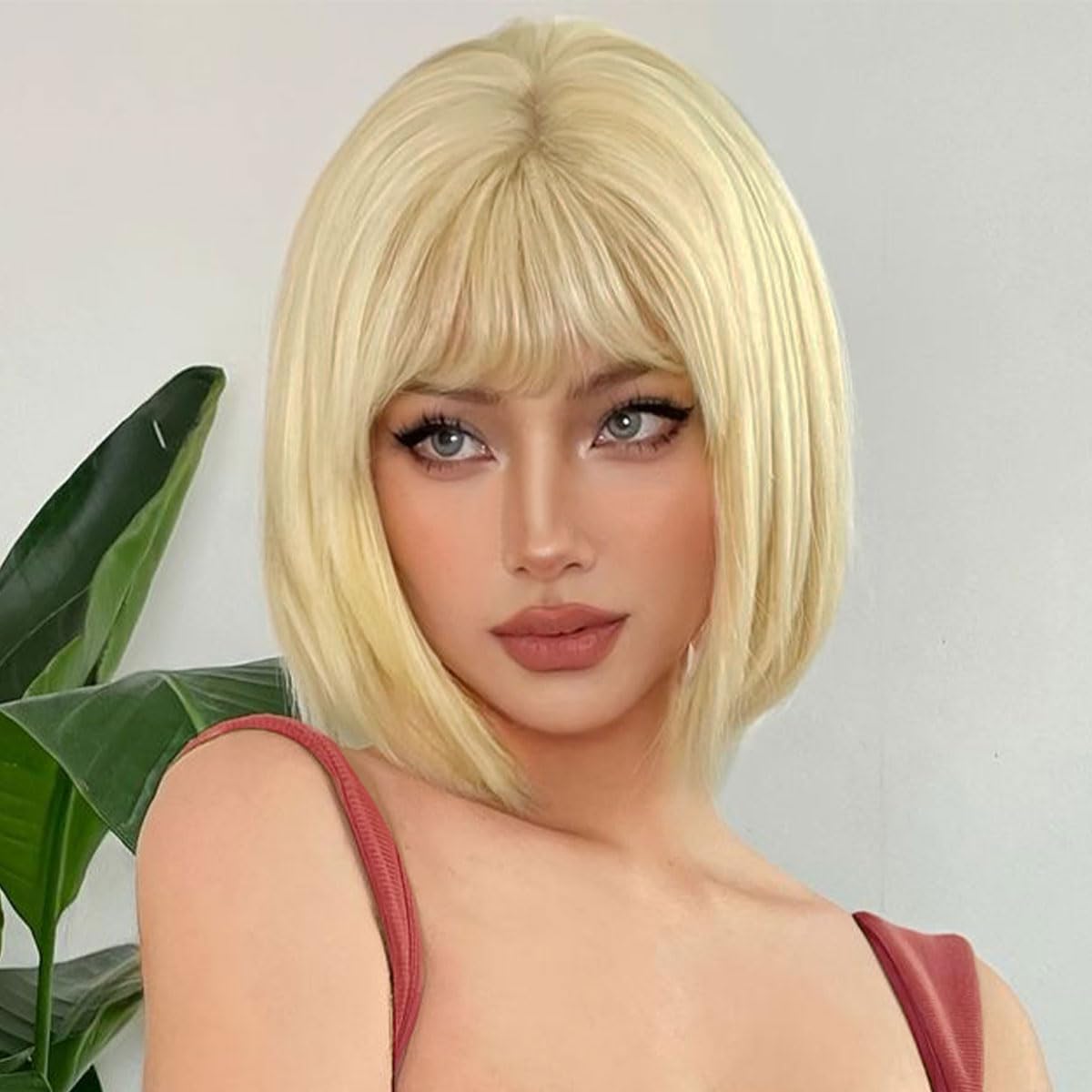 Creamily Short Bob Blonde Wig with Bangs, Colorful Wig for Halloween Daily Cosplay & Party Use, Natural Hair Straight Synthetic Cosplay Party Wigs for Women 10 Inches