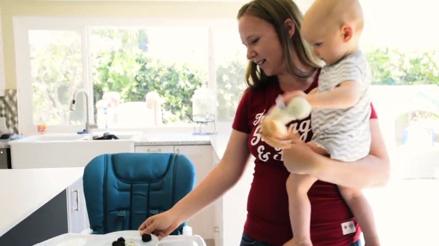 6 JOOVY+Nook+High+Chair+Turquoise