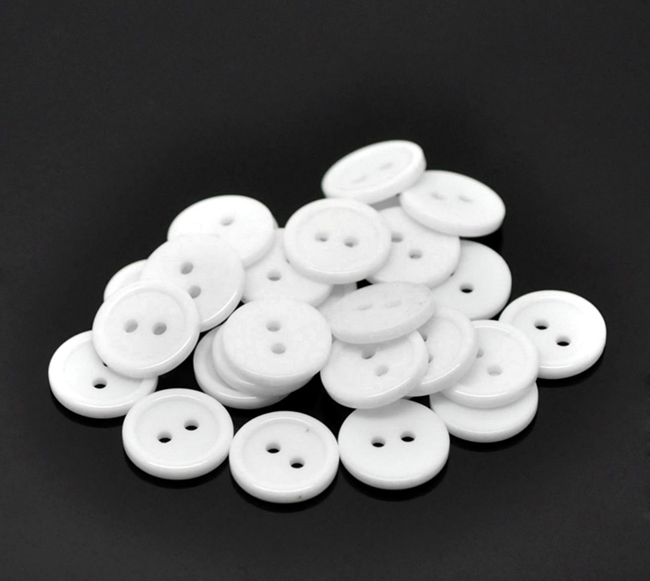 100 x White Round Ridge 2 Hole Resin 15mm Buttons. for Sewing/Knitting Clothes, Scrapbook Art (White, 15mm)