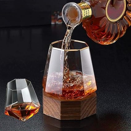 Amazon ウイスキーグラス ワイングラス カクテルグラス 日本酒グラス 八角形の木製ベース 340mlグラスワイングラスセット 多機能デカンター ダイヤモンド型ジュースカップウォーターカップ Xjf ワイングラス
