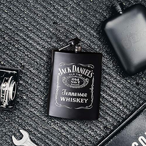 KWANITHINK Flask for Liquor, Stainless Steel Hip Flask for Men with Funnel, Whiskey Flask 8 oz - Thumbnail 6
