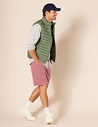 Amazon Essentials Men's Classic-Fit 9" Chino