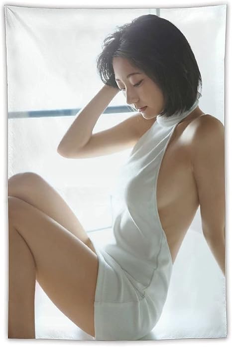 Amazon Co Jp 武田玲奈 れなれな ポスター壁飾り 部屋飾り 掛け軸 ポスター アニメ 萌えグッズ おたくプレゼント 掛け画 壁飾り 100 X 150cm ホーム キッチン